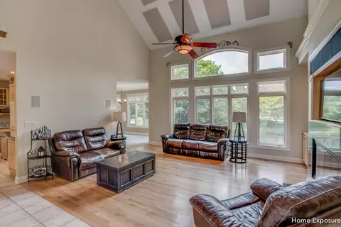 2552 Sutton Ln, Aurora, IL 60502 photo 7