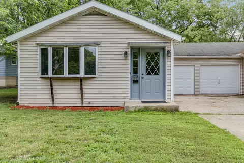 1005 Lisbon St, Morris, IL 60450