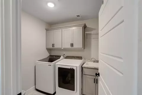 18 Red Maple Ct, Bloomington, IL 61705 photo 32