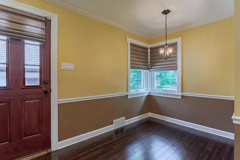 715 E North St, Itasca, IL 60143 photo 9