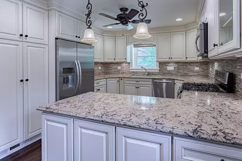 715 E North St, Itasca, IL 60143 photo 7
