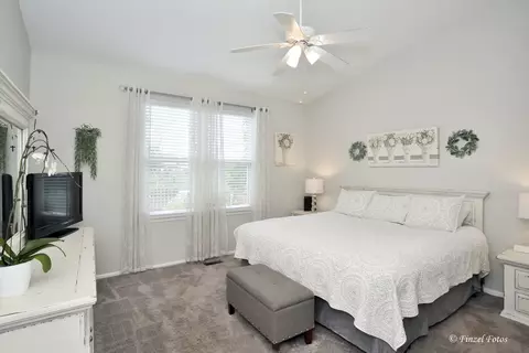 28806 Sawmill Ln, Lakemoor, IL 60051 photo 8