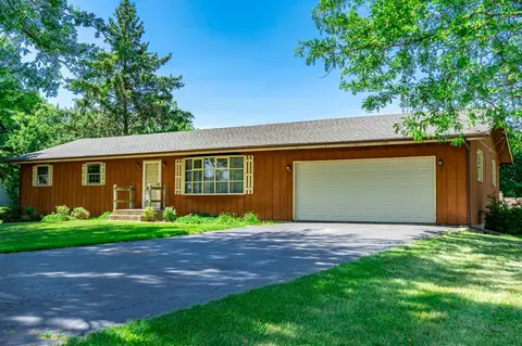 7640 Sexauer Dr, Belvidere, IL 61008