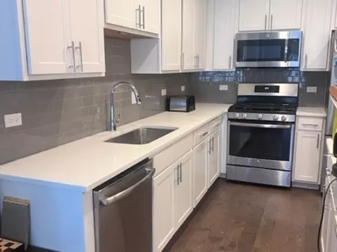 940 Maple Ave #411, Downers Grove, IL 60515