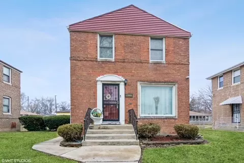 12440 S Carpenter St, Calumet Park, IL 60827