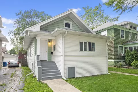 246 W 15th Pl, Chicago Heights, IL 60411