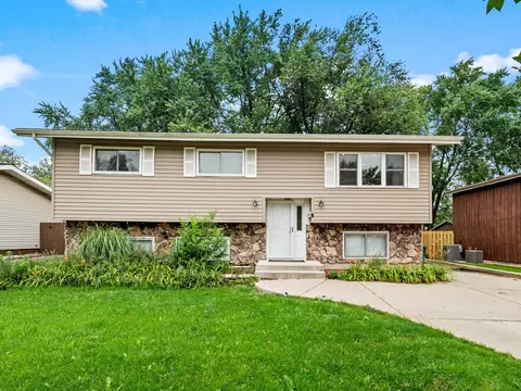 152 E Sunset Ave, Lombard, IL 60148