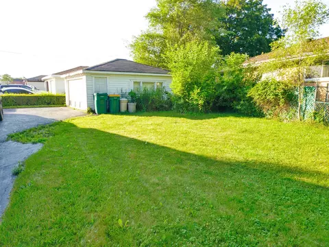 301 Crescent Dr, Wheeling, IL 60090 photo 8