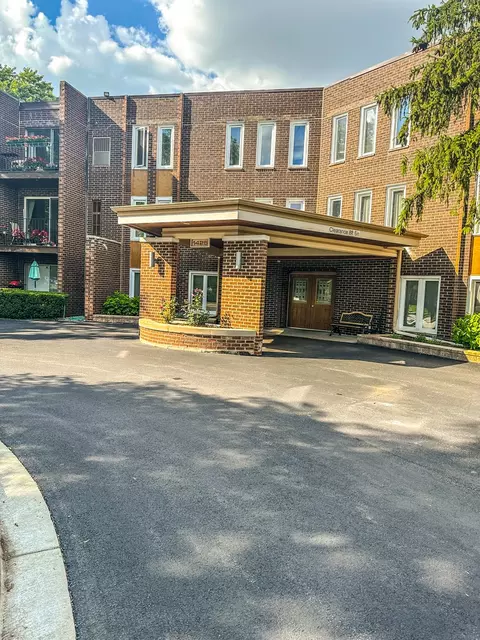 1425 Sandpebble Dr #343, Wheeling, IL 60090