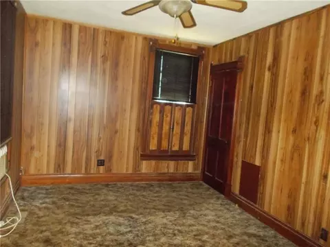 602 Broadway Ave, Windsor, IL 61957 photo 9
