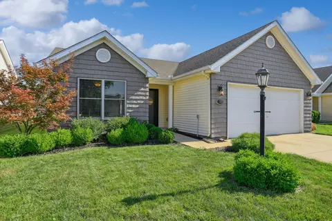 702 Corey Ln, Champaign, IL 61822 photo 2