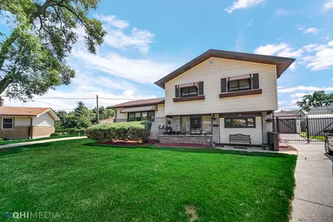 210 Leonard St, Chicago Heights, IL 60411