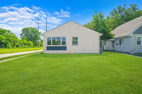 16113 Wolcott Ave, Markham, IL 60428 photo 4