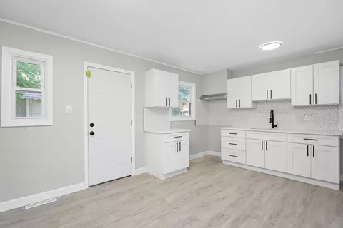 16113 Wolcott Ave, Markham, IL 60428 photo 7