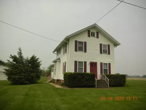 6 S920 Davis Rd, Big Rock, IL 60511