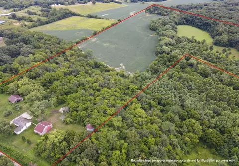 28334 Pleasant Dale Rd, Girard, IL 62640