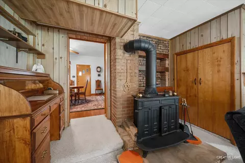 306 E 1st St, East Dundee, IL 60118 photo 16