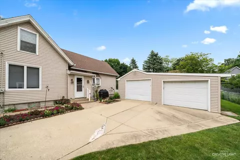 306 E 1st St, East Dundee, IL 60118 photo 27