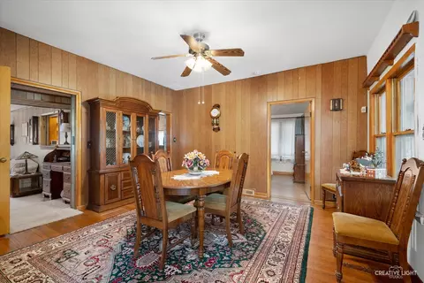 306 E 1st St, East Dundee, IL 60118 photo 4