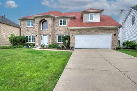 3515 Stackinghay Dr, Naperville, IL 60564 photo 2