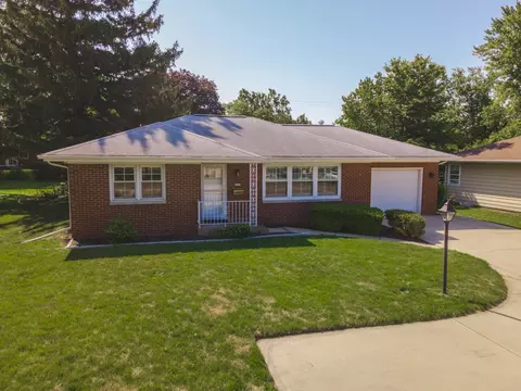 1311 Towanda Ave, Bloomington, IL 61701 photo 7