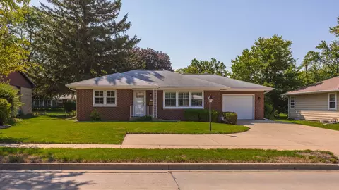 1311 Towanda Ave, Bloomington, IL 61701 photo 39