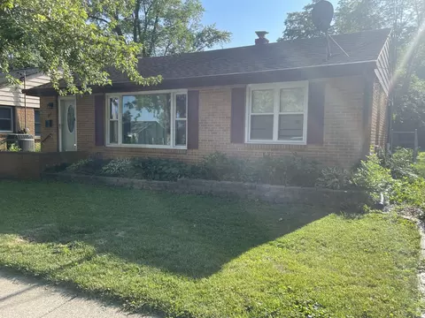109 N Coolidge St, Normal, IL 61761 photo 2