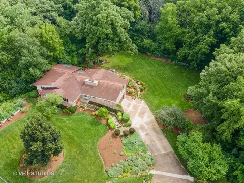 914 Forest Dr, Elgin, IL 60123 photo 28