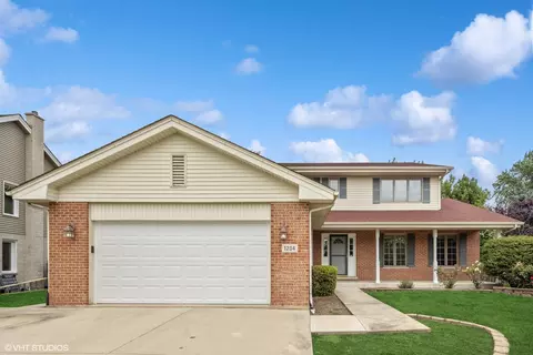 1204 N Somerset Ln, Woodridge, IL 60517