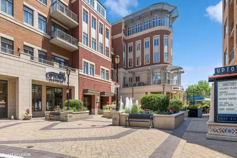 50 N Northwest Hwy #304, Park Ridge, IL 60068