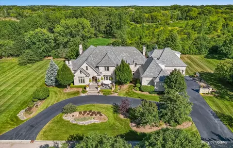 5 Leanda Ln, South Barrington, IL 60010