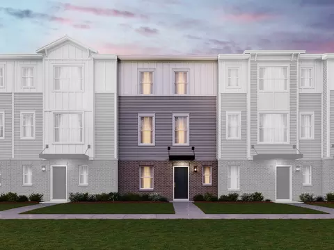 1537 Cooper St, Des Plaines, IL 60018