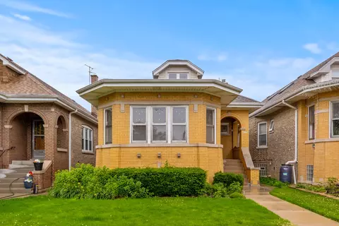 3125 N Monitor Ave, Chicago, IL 60634
