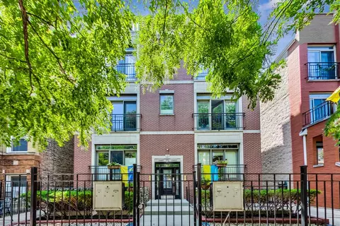 2441 W Walton St #2, Chicago, IL 60622