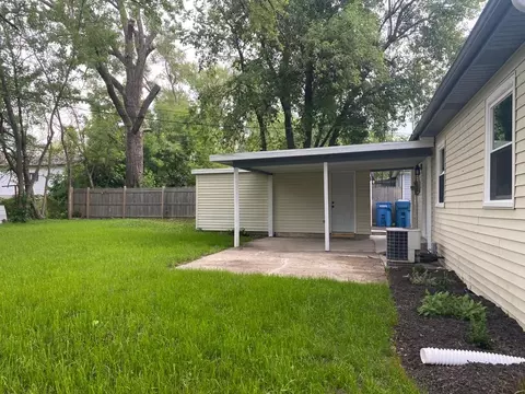 1817 Greenview Ave, Kankakee, IL 60901 photo 4
