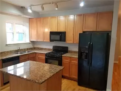1468 E 69th St #3, Chicago, IL 60637 photo 5