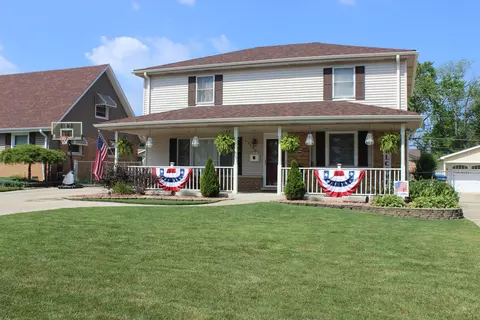 13150 W Playfield Dr, Crestwood, IL 60445