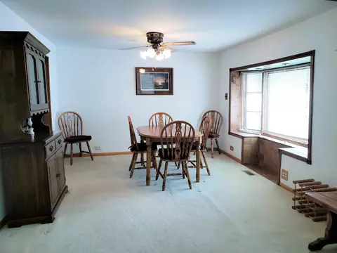 14527 Spaulding Ave, Midlothian, IL 60445 photo 2