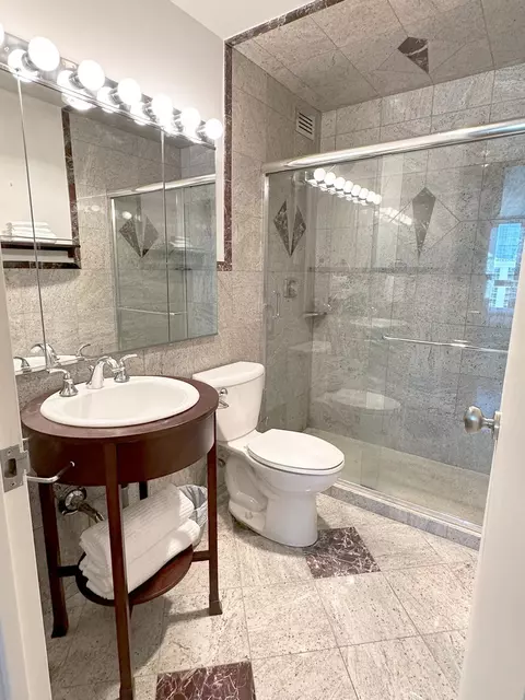360 E Randolph St #1007, Chicago, IL 60601 photo 9