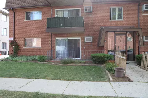 10530 S Parkside Ave #1N, Chicago Ridge, IL 60415