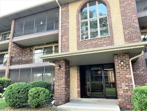 8908 W 140th St #2K, Orland Park, IL 60462