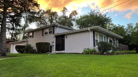 17906 Governors Hwy, Homewood, IL 60430