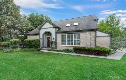 138 Alsace Ct, Bloomingdale, IL 60108
