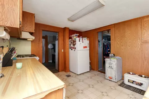 30 E 1st St, El Paso, IL 61738 photo 8