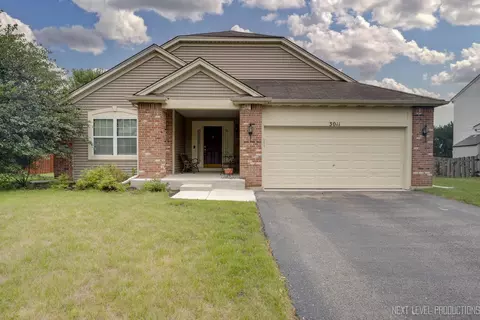 3011 Foxmoor Dr, Montgomery, IL 60538