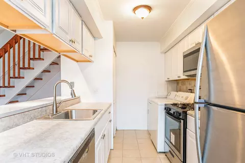 1603 Cornell Pl, Hoffman Estates, IL 60169 photo 4