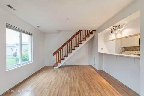 1603 Cornell Pl, Hoffman Estates, IL 60169 photo 3