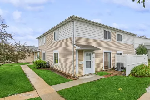 1603 Cornell Pl, Hoffman Estates, IL 60169