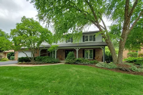 1150 Somerset Ave, Deerfield, IL 60015