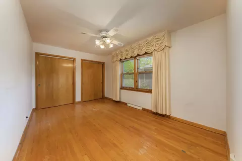 11800 S Artesian Ave, Chicago, IL 60655 photo 12
